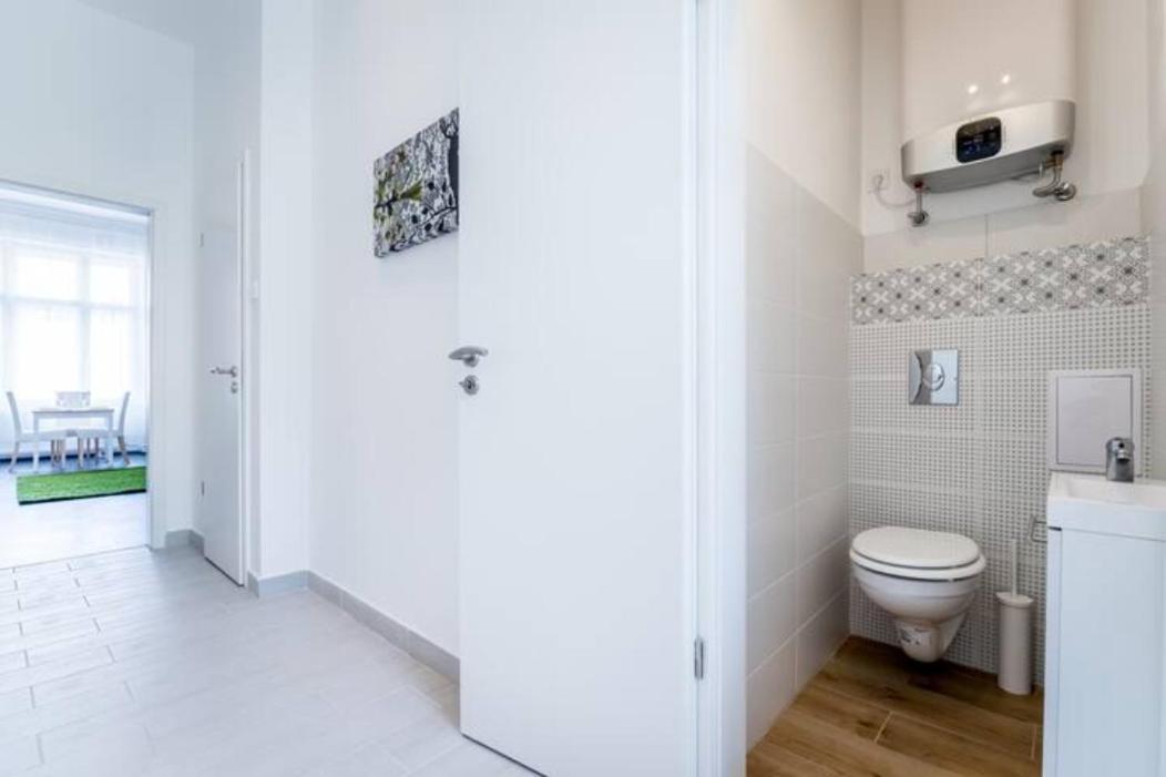 Hi-Bp Sunny Home Apartments In The Heart Of Budapest Exterior photo